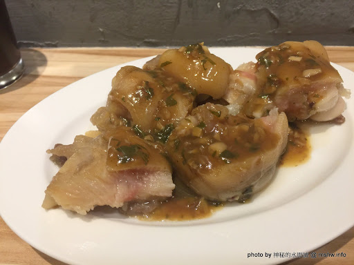 【食記】台中當歸鄉-豬油拌飯.當歸豬腳@北區科博館-捷運BRT中正國小 : 看了傻眼的份量...口味清淡普通的豬腳 中式 北區 區域 午餐 台中市 台式 小吃 捷運美食MRT&BRT 晚餐 豬腳 飲食/食記/吃吃喝喝 