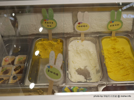 【食記】台中Three Little Bunnies GELATO RESTAURANT 三隻小兔義式冰淇淋餐廳-台中老虎城店@西屯老虎城-捷運BRT秋紅谷 : 用料實在, 健康取向的美味冰品! 糖尿病患者也可以安心吃 冰品 冰淇淋 區域 午餐 台中市 捷運美食MRT&BRT 晚餐 燉飯 義式 茶類 西屯區 輕食 飲食/食記/吃吃喝喝 麵食類 