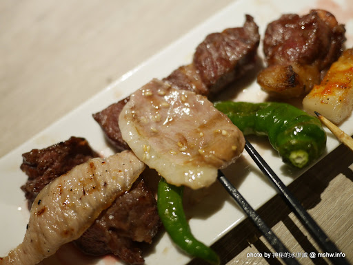 【食記】台中山鯨燒肉やきにくの專門店@北區簡愛汽車旅館 : 印月餐旅新品牌, 日韓合璧, 大份量高CP值, 滿足你對肉食的渴望!! 串燒 冰品 冰淇淋 北區 區域 台中市 和牛 宵夜 日式 晚餐 燒烤/燒肉 甜點 韓式 飲食/食記/吃吃喝喝 