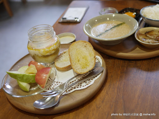 【食記】台中Good days 好好: 美好x共好@西屯朝馬-捷運BRT秋紅谷 : 薰衣草森林旗下...好好享受, 好好生活! 但~荷包不好啊 :( 下午茶 區域 午餐 台中市 台式 咖啡簡餐 捷運美食MRT&BRT 晚餐 甜點 蛋料理 西屯區 輕食 農產品料理 飲食/食記/吃吃喝喝 