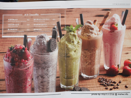 【食記】台中Wood Door 木門咖啡-Coffee, Waffle, Sandwich, Pasta, Dessert@南屯 : 環境舒適,食材用心,大份量義大利麵好食在! 下午茶 區域 午餐 南屯區 台中市 咖啡簡餐 早餐 晚餐 烤雞 糕餅烘培 義式 輕食 飲食/食記/吃吃喝喝 馬來西亞料理 麵食類 
