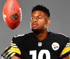 John Sherman "JuJu" Smith-Schuster Age, Wiki, Biography, Wife, Children, Salary, Net Worth, Parents