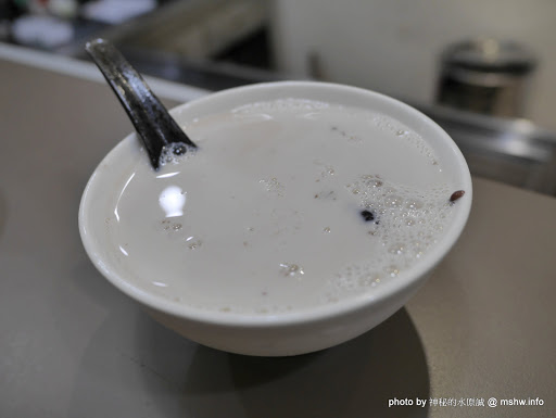 【食記】台中綠豆仙兵@西區草悟道 : 路人餐後甜點的最佳選擇... 冰品 冰淇淋 區域 台中市 夜市小吃 宵夜 石板料理 西區 飲食/食記/吃吃喝喝 