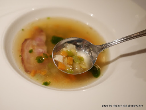 【食記】台北The Riviera Hotel 歐華酒店地中海牛排館@中山捷運MRT中山國小 : 口感絕佳~45天熟成極黑神戶肋眼牛排套餐,定情約會的好地方! 下午茶 中山區 區域 午餐 台北市 和牛 婚宴 捷運美食MRT&BRT 排餐 新聞與政治 晚餐 熟成 美式 西式 試吃試用業配文 豬排 豬腳 雞肉捲 飲食/食記/吃吃喝喝 