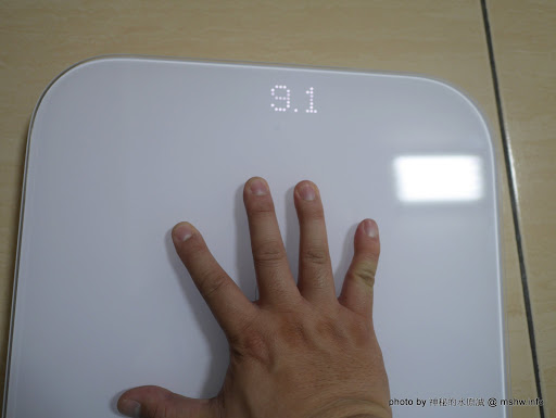 【數位3C】玩轉生活~小米體重計 Xiaomi body fat scale : 最超值的藍芽智慧體重計,為你我的健康把關 3C/資訊/通訊/網路 新聞與政治 硬體 開箱 