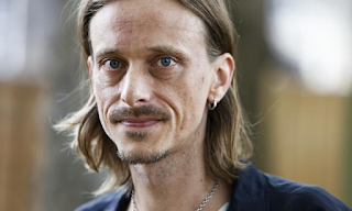 Mackenzie Crook Net Worth, Income, Salary, Earnings, Biography, How much money make? Mackenzie Crook Net Worth, Income, Salary, Earnings, Biography, How much money make?