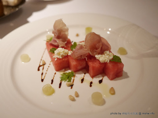 【食記】台北The Riviera Hotel 歐華酒店地中海牛排館@中山捷運MRT中山國小 : 口感絕佳~45天熟成極黑神戶肋眼牛排套餐,定情約會的好地方! 下午茶 中山區 區域 午餐 台北市 和牛 婚宴 捷運美食MRT&BRT 排餐 新聞與政治 晚餐 熟成 美式 西式 試吃試用業配文 豬排 豬腳 雞肉捲 飲食/食記/吃吃喝喝 