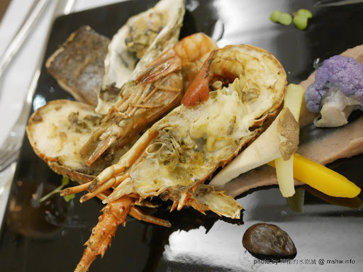 【食記】台中Grand City Hotel 五都大飯店-美馡西餐廳@豐原-台鐵TRA豐原站 : 食材用心,季節限定的質感創意套餐 住宿 區域 午餐 台中市 捷運美食MRT&BRT 排餐 旅館 晚餐 海鮮 烤雞 牛排 西式 豐原區 豬排 飲食/食記/吃吃喝喝 