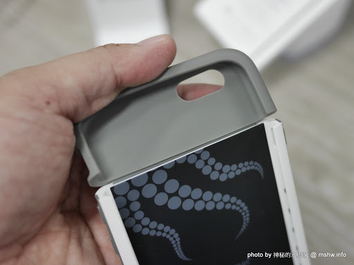 【數位3C】看不見,可是依舊存在! PowerSkin PowerTouch  Magconn 磁吸式無線充電系列, 行動電源組合 3C/資訊/通訊/網路 廣告 新聞與政治 硬體 行動電話 試吃試用業配文 通信 開箱 
