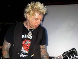 Lars Frederiksen Net Worth, Income, Salary, Earnings, Biography, How much money make? Lars Frederiksen Net Worth, Income, Salary, Earnings, Biography, How much money make?