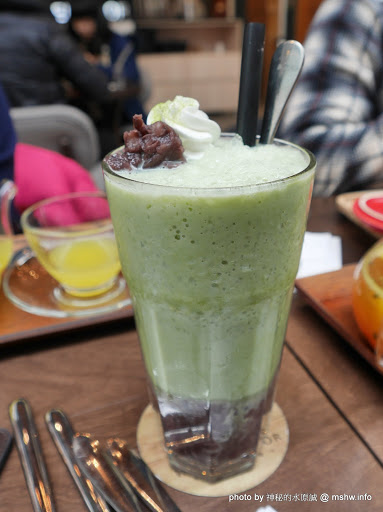【食記】台中Wood Door 木門咖啡-Coffee, Waffle, Sandwich, Pasta, Dessert@南屯 : 環境舒適,食材用心,大份量義大利麵好食在! 下午茶 區域 午餐 南屯區 台中市 咖啡簡餐 早餐 晚餐 烤雞 糕餅烘培 義式 輕食 飲食/食記/吃吃喝喝 馬來西亞料理 麵食類 
