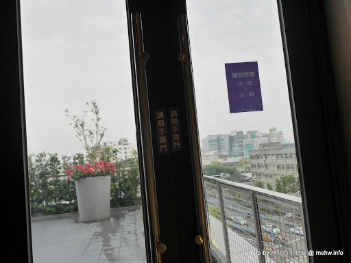 【景點】台中秀泰廣場影城站前店-Showtime Cinemas@東區干城-台中車站 : 小而美的精緻影廳, 不過這樣票價好像應該要有點空間 區域 台中市 影城 旅行 景點 東區 電影 