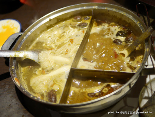 【食記】台北蒙古紅蒙古火鍋@大安捷運MRT國父紀念館 : 湯頭過癮,食材犯規,想吃道地蒙古鍋的...就是這裡啦! 中式 區域 午餐 台北市 吃到飽 大安區 宵夜 捷運美食MRT&BRT 晚餐 海鮮 火鍋/鍋物 蒙古料理 飲食/食記/吃吃喝喝 麻辣 
