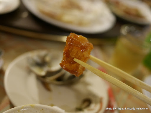 【食記】台中獅兄弟風味小酒館-柳川總店@西區教育大學&全球影城&中華夜市 : 食材新鮮,口味不過鹹,喝酒聚餐的好所在...希望不要再有鐵絲出現在螃蟹裡了! 中式 區域 午餐 台中市 台式 合菜 咖哩 小吃 居酒屋 晚餐 海鮮 炒飯 西區 酒類 鐵板料理 飲食/食記/吃吃喝喝 