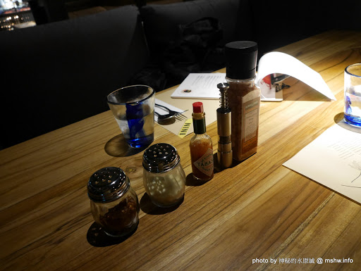 【食記】NINI 尼尼義大利餐廳旗艦店-台中NINI公益店@南屯 : 幽靜, 時尚, 美味...適合好友共享 下午茶 區域 午餐 南屯區 台中市 咖啡簡餐 晚餐 海鮮 燉飯 牛排 義式 西式 豬排 酒類 飲食/食記/吃吃喝喝 香菇 麵食類 
