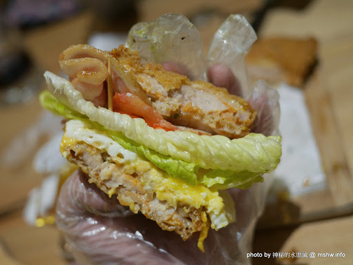 【食記】台中Mambo Burger 慢堡 (東海店)@龍井東海夜市捷運BRT東海別墅 : 口味與實力兼具, 值得慢慢品嘗的手作料理 下午茶 區域 午餐 咖啡簡餐 披薩 捷運美食MRT&BRT 早餐 晚餐 漢堡 焗烤 燉飯 西式 輕食 飲食/食記/吃吃喝喝 龍井區 