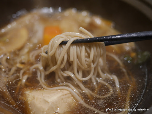 【食記】台中純そば処信州王滝蕎麥麵專賣@北區中友百貨&一中街 : 吃得飽足, 美麗又健康, 來自日本信州的投籠豬肉涮涮鍋 北區 區域 午餐 台中市 定食 日式 晚餐 烏龍麵 蓋飯/丼飯 豬排 輕食 農產品料理 雞排 飲食/食記/吃吃喝喝 麵食類 