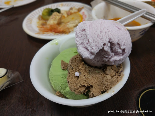 【食記】台中嵐田麻辣鴛鴦火鍋@北區中國醫藥大學&中友百貨&中正公園 : 前台北寧記五常店, 令人懷念的麻辣鍋吃到飽 冰淇淋 北區 區域 午餐 台中市 吃到飽 晚餐 海鮮 火鍋/鍋物 飲食/食記/吃吃喝喝 