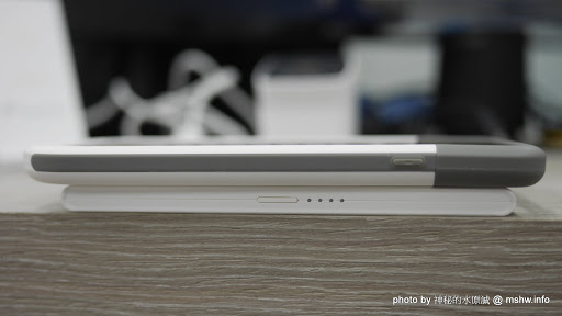 【數位3C】看不見,可是依舊存在! PowerSkin PowerTouch  Magconn 磁吸式無線充電系列, 行動電源組合 3C/資訊/通訊/網路 廣告 新聞與政治 硬體 行動電話 試吃試用業配文 通信 開箱 