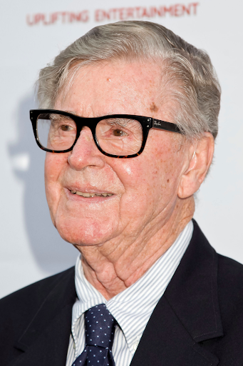 How Much Money Does Earl Hamner Jr. Make? Latest Earl Hamner Jr. Net Worth Income Salary