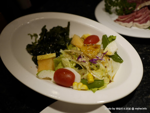 【食記】台中匠屋燒肉Shoya朝馬館@西屯朝馬-捷運BRT秋紅谷 : 忘不了的餐點品質, 環境與抽風能力XD 區域 台中市 和牛 宵夜 捷運美食MRT&BRT 日式 晚餐 海鮮 燒烤/燒肉 西屯區 飲食/食記/吃吃喝喝 