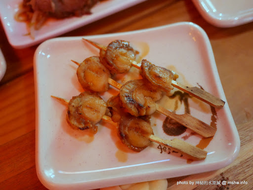 【食記】台中三代目屋台餃子安兵衛-台灣一號店@西區中美橫丁Hirome ひろめ横丁&廣三SOGO-捷運BRT科博館 : 弘人市場在台灣!輕鬆享受高知飲食文化 串燒 區域 台中市 夜市小吃 宵夜 小吃 居酒屋 拉麵 捷運美食MRT&BRT 日式 晚餐 燒烤/燒肉 稻燒&槀燒 西區 酒類 飲食/食記/吃吃喝喝 麵食類 