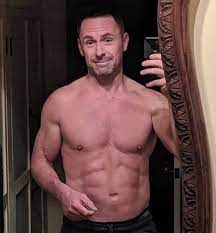 William deVry Net Worth, Income, Salary, Earnings, Biography, How much money make? William deVry Net Worth, Income, Salary, Earnings, Biography, How much money make?