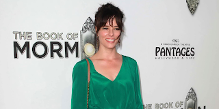 Parker Posey Net Worth, Income, Salary, Earnings, Biography, How much money make?