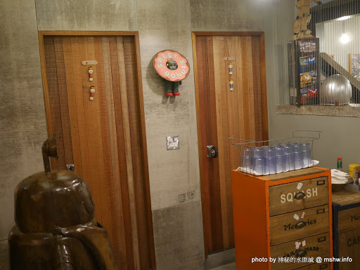 【食記】台中機器人餐廳?Robot Station 鐵皮駅飲食主題館@西區草悟道&經國大道 : 新裝潢新氣象,一同來享受美味的無國界創意料理 下午茶 區域 午餐 台中市 台式 披薩 晚餐 果汁 泰式 無國界 義式 西區 輕食 飲食/食記/吃吃喝喝 麵食類 