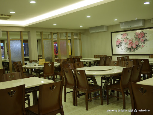 【食記】台中Jheng yun 正筠小籠湯包-台中店@西區 : 正宗湯包承鼎泰,筠汁入味賽北京...品質與美味值得一試! 中式 包子類 區域 午餐 台中市 台式 合菜 小吃 晚餐 西區 輕食 飲食/食記/吃吃喝喝 麵食類 