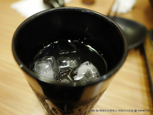 【食記】台中吉野家 Yoshinoya 公益店@西區草悟道&市民大道 : 經營多年的老字號空虛丼飯, 口味有進步, 可還是吃不飽 區域 午餐 台中市 咖哩 定食 宵夜 日式 晚餐 蓋飯/丼飯 西區 飲食/食記/吃吃喝喝 