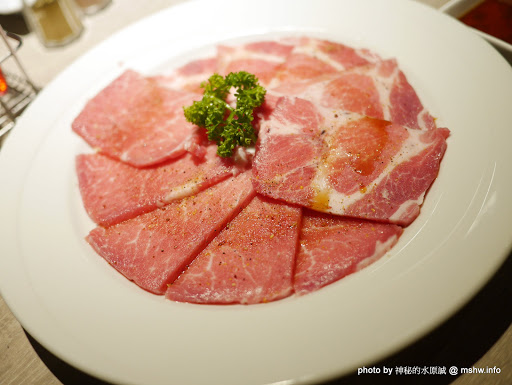 【食記】台中山鯨燒肉やきにくの專門店@北區簡愛汽車旅館 : 印月餐旅新品牌, 日韓合璧, 大份量高CP值, 滿足你對肉食的渴望!! 串燒 冰品 冰淇淋 北區 區域 台中市 和牛 宵夜 日式 晚餐 燒烤/燒肉 甜點 韓式 飲食/食記/吃吃喝喝 