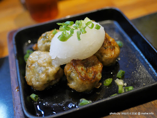 【食記】台中豚骨拉麵ラメン凪-豚王拉麵-老虎城店@西屯老虎城&秋紅谷&鼎盛BHW : 來自東京新宿,口味眾多的美味拉麵,但煎餃...唉 區域 午餐 台中市 宵夜 拉麵 捷運美食MRT&BRT 日式 晚餐 西屯區 飲食/食記/吃吃喝喝 麵食類 