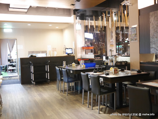 【食記】台中Cash City Shabu Shabu 錢都日式涮涮鍋-西屯旗艦店@西屯-捷運MRT市政府 : 口味, 質感與價格兼具, 一種吃火鍋得波多野結衣的概念 冰淇淋 區域 午餐 台中市 宵夜 捷運美食MRT&BRT 日式 晚餐 火鍋/鍋物 西屯區 飲食/食記/吃吃喝喝 