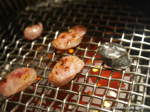 【食記】台中山鯨燒肉やきにくの專門店@北區簡愛汽車旅館 : 印月餐旅新品牌, 日韓合璧, 大份量高CP值, 滿足你對肉食的渴望!! 串燒 冰品 冰淇淋 北區 區域 台中市 和牛 宵夜 日式 晚餐 燒烤/燒肉 甜點 韓式 飲食/食記/吃吃喝喝 