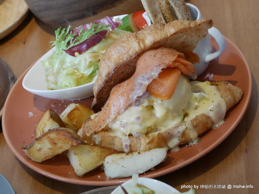 【食記】台北Pond Burger Cafe 早午餐.漢堡.輕食@信義國際會議中心&世界貿易中心-捷運MRT台北101/世貿 : 食材新鮮,口味創新,下午茶也能享受美味私房漢堡 下午茶 信義區 區域 午餐 台北市 咖啡簡餐 捷運美食MRT&BRT 早餐 晚餐 漢堡 甜點 糕餅烘培 美式 西式 輕食 飲食/食記/吃吃喝喝 