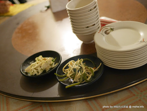 【食記】台中獅兄弟風味小酒館-柳川總店@西區教育大學&全球影城&中華夜市 : 食材新鮮,口味不過鹹,喝酒聚餐的好所在...希望不要再有鐵絲出現在螃蟹裡了! 中式 區域 午餐 台中市 台式 合菜 咖哩 小吃 居酒屋 晚餐 海鮮 炒飯 西區 酒類 鐵板料理 飲食/食記/吃吃喝喝 