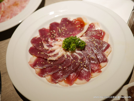 【食記】台中山鯨燒肉やきにくの專門店@北區簡愛汽車旅館 : 印月餐旅新品牌, 日韓合璧, 大份量高CP值, 滿足你對肉食的渴望!! 串燒 冰品 冰淇淋 北區 區域 台中市 和牛 宵夜 日式 晚餐 燒烤/燒肉 甜點 韓式 飲食/食記/吃吃喝喝 