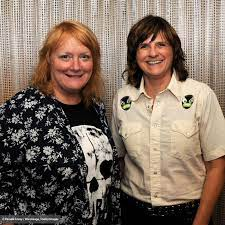 Indigo Girls Net Worth, Income, Salary, Earnings, Biography, How much money make?