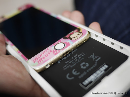 【數位3C】看不見,可是依舊存在! PowerSkin PowerTouch  Magconn 磁吸式無線充電系列, 行動電源組合 3C/資訊/通訊/網路 廣告 新聞與政治 硬體 行動電話 試吃試用業配文 通信 開箱 
