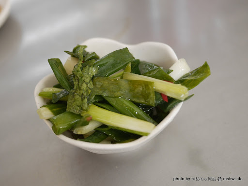 【食記】台中上海未名麵點.酸辣湯@中區舊市府&民權郵局-捷運BRT台中車站 : 超過一甲子歷史的上海味無名麵攤? 口感中上, 酸梅湯也好喝呢!! 上海菜 中區 中式 區域 午餐 台中市 台式 捷運美食MRT&BRT 早餐 牛肉麵 豬排 飲食/食記/吃吃喝喝 麵食類 