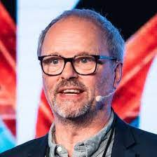 Robert Llewellyn Net Worth, Income, Salary, Earnings, Biography, How much money make? Robert Llewellyn Net Worth, Income, Salary, Earnings, Biography, How much money make?