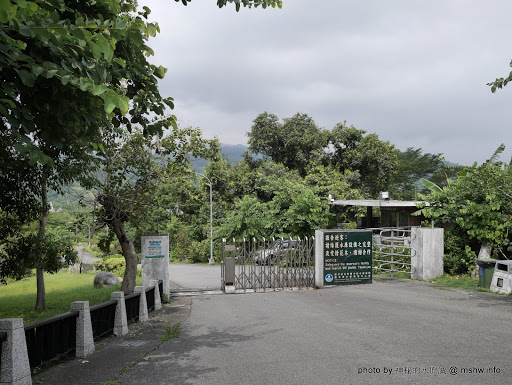 【景點】【食記】苗栗舊山線主題旅程一日遊-茅鄉炭坊.桐花走廊.金榜麵館.鯉魚潭水庫.火炎山森林生態教育館@川流不息, 三義古道自然行! 三義鄉 中式 區域 午餐 博物館 台式 地區導覽指南 小吃 旅行 晚餐 景點 苗栗縣 飲食/食記/吃吃喝喝 麵食類 