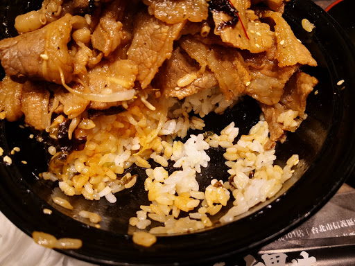 【食記】台中牛角次男坊日本燒肉丼專門店 GyuKaku Jinon Bou-台中大遠百店@西屯捷運新光遠百 : 份量有誠意的燒肉丼, 口味與品質都還可以 下午茶 區域 午餐 台中市 捷運美食MRT&BRT 日式 晚餐 燒烤/燒肉 蓋飯/丼飯 西屯區 飲食/食記/吃吃喝喝 
