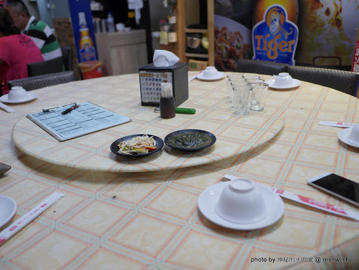 【食記】台中獅兄弟風味小酒館-英才店@西區台中二中&中國醫藥大學&中正公園 : 新鮮好口味, 環境比本店更舒適喔! 中式 北區 區域 台中市 台式 合菜 宵夜 快炒 晚餐 海鮮 飲食/食記/吃吃喝喝 