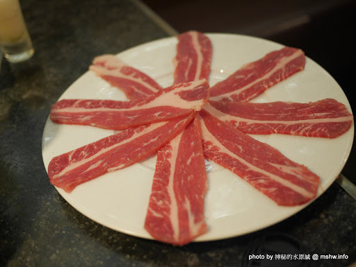 【食記】台中牧島燒肉專門店 Motto Yakiniku 老虎城店@西屯老虎城購物中心&秋紅谷 : 期望越高,失望越大,喬治派克還是賣飲料卡實在 區域 午餐 台中市 和牛 宵夜 捷運美食MRT&BRT 日式 晚餐 燒烤/燒肉 西屯區 飲食/食記/吃吃喝喝 