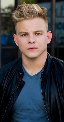 Jonathan Lipnicki Net Worth, Income, Salary, Earnings, Biography, How much money make?