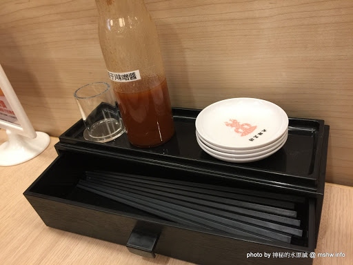 【食記】台中大阪王將餃子專賣店 Osaka Ohsho Since 1969 廣三SOGO店@西區草悟道-捷運BRT科博館 : 50年歷史日式餃子連鎖店, 只推炸雞跟炒麵...餃子就算了XD 下午茶 區域 午餐 台中市 合菜 定食 捷運美食MRT&BRT 日式 晚餐 水餃&煎餃&鍋貼 炒飯 西區 飲食/食記/吃吃喝喝 麵食類 