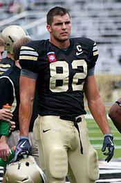 Alejandro Villanueva Age, Wiki, Biography, Wife, Children, Salary, Net Worth, Parents Alejandro Villanueva Age, Wiki, Biography, Wife, Children, Salary, Net Worth, Parents