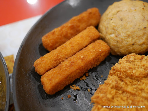 【食記】台中王子咖哩第一卷@龍井東海夜市商圈 : 新醬料心享受...來自野島家的咖哩王子紀念特別店 DIY料理 冰品 冰淇淋 區域 午餐 台中市 日式 晚餐 蓋飯/丼飯 蛋包飯 豬排 輕食 速食 飲食/食記/吃吃喝喝 龍井區 